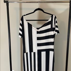 White & Black Off Shoulder Maxi Dress